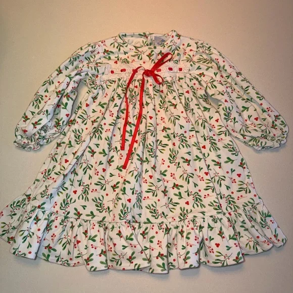 Eyelet and Ivy 3T! Christmas nightgown with Red Bow! Excellent condition! - Picture 1 of 4